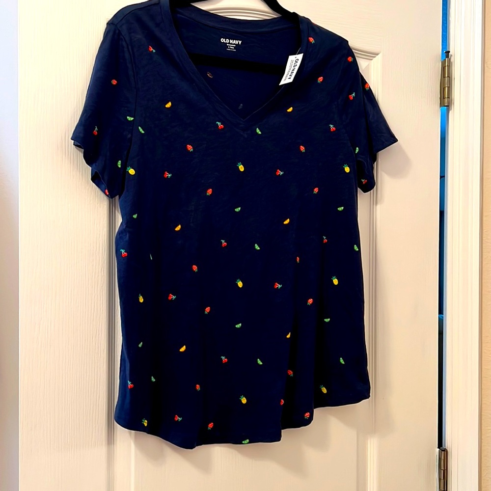 Nwt old navy fruit tee
